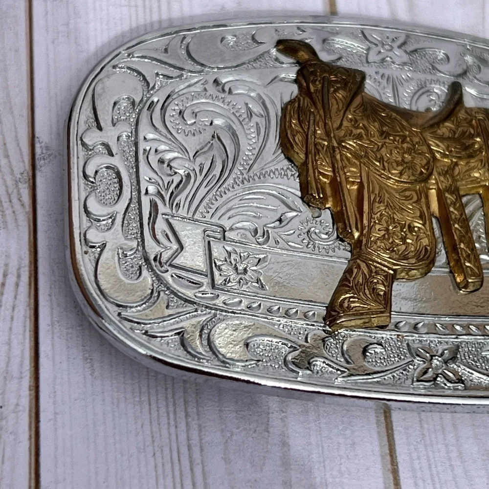 Silver tone Western Belt Buckle Horse Saddle Western Cowgirl